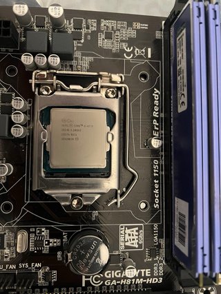 Placa Base Gigabyte + CPU + 16GB RAM + Gráfica 4GB