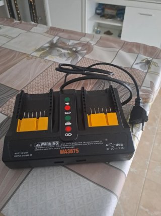 Cargador Doble Batería WA3875