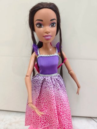 Barbie snodata con vestito principessa alta 43 cm
