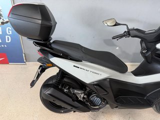 Kymco Sky Town 125 Maxi Scooter