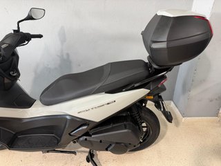 Kymco Sky Town 125 Maxi Scooter