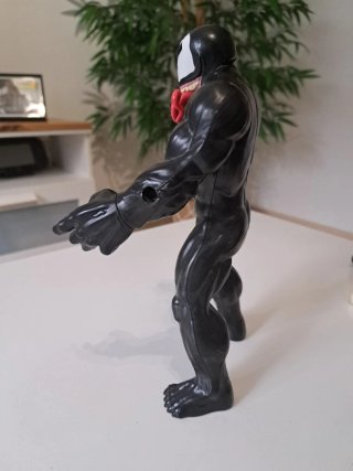 Figura Venom Marvel
