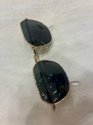 Gafas de sol Ray-Ban doradas