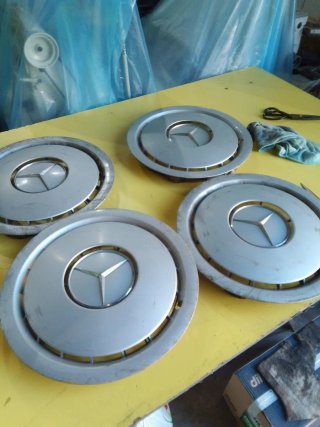 Tapacubos Mercedes (Set de 4)