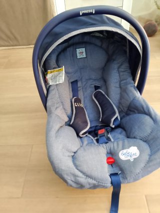 Silla de coche bebé azul