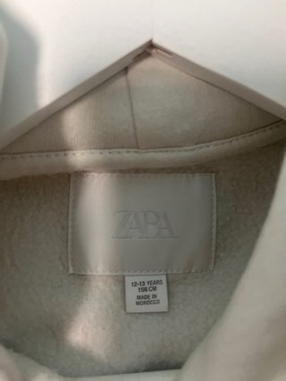 Sudadera Zara Cherry Vibes Talla 12-13