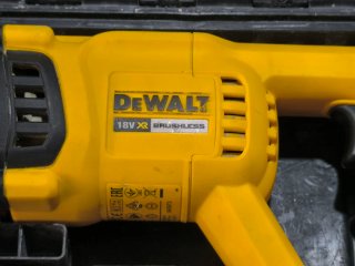 Rotomartillo DeWALT DCH133