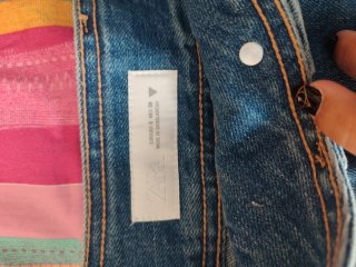Faldas y camisetas ZARA