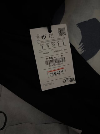 Sudadera Pull&Bear Negra Not working today