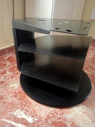 Soporte negro de hierro