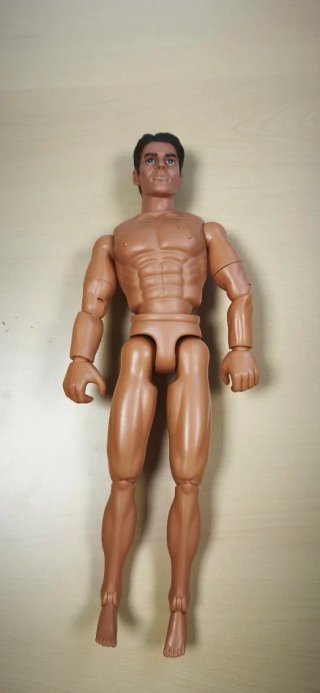 FIGURA MILITAR