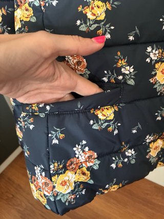 Cazadora floral negra nueva