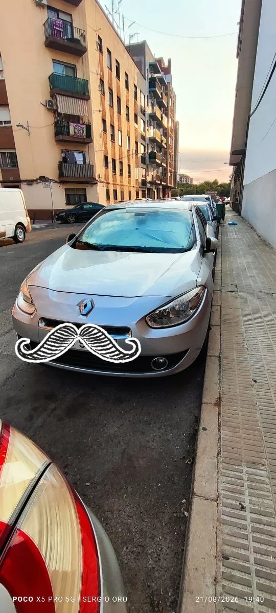 Renault Fluence 2012 - foto 1