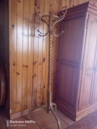 Perchero de madera estilo vintage