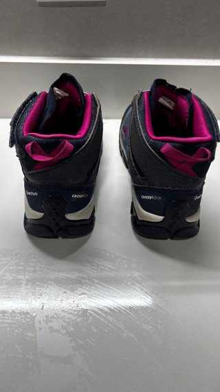 Botas senderismo impermeable niña Quechua Talla 34