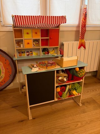 Cocinita de madera para niños