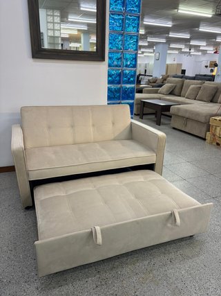 Sofá Cama Beige con Cojines