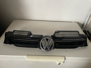 Rejilla Delantera Volkswagen golf v