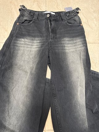 Pantalón Bershka Baggy Talla 36