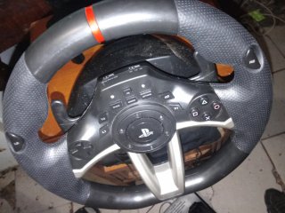 Volante Logitech PS4/PS5