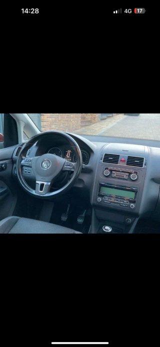 Volkswagen Touran 2012