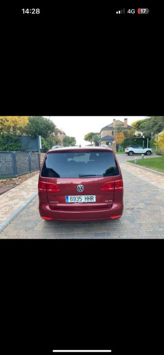Volkswagen Touran 2012