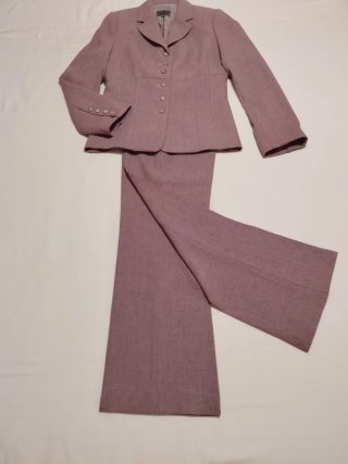Traje chaqueta y pantalón talla 36-38