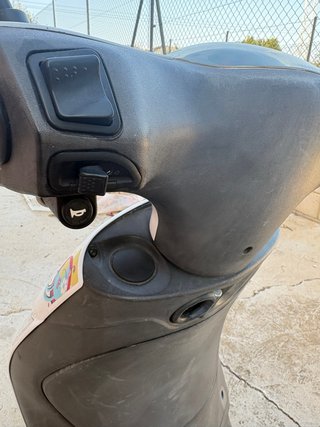Piaggio Zip 49cc Scooter