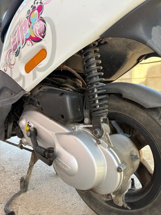 Piaggio Zip 49cc Scooter