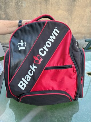 Mochila Padel Black Crown Roja y Negra