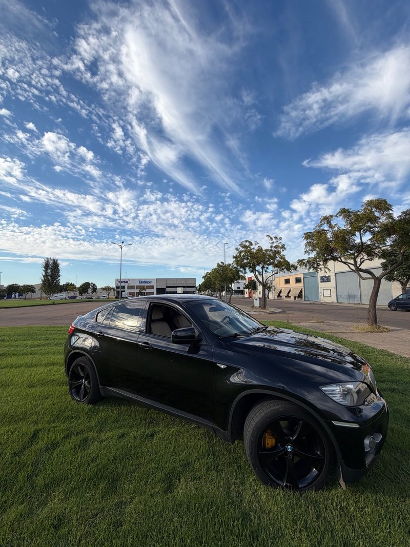 BMW X6 2010 - foto 1