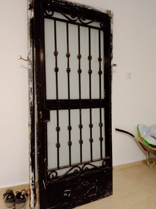 Puerta blindada con llave