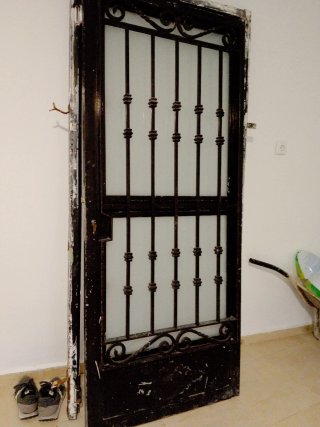 Puerta blindada con llave