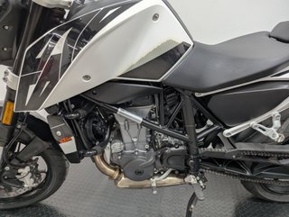KTM 690 Duke