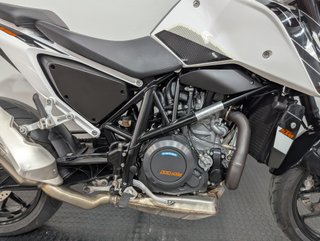 KTM 690 Duke