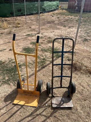 Carros de carga Ayerbe amarillo 70 azul 50