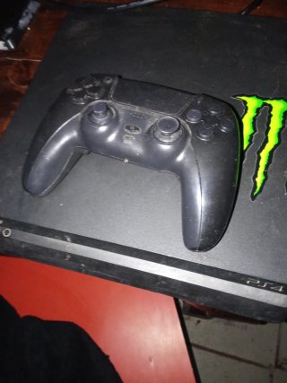 PS4 (PlayStation 4) Negra