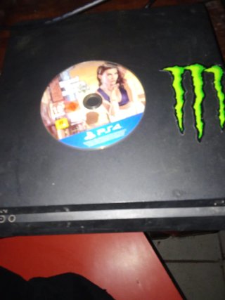 PS4 (PlayStation 4) Negra