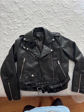 Chaqueta Zara Cuero Negra Talla M
