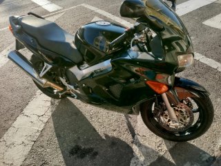 Honda VFR 800 Sportbike Negra/Verde