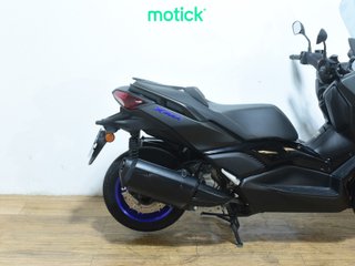 YAMAHA XMAX 300