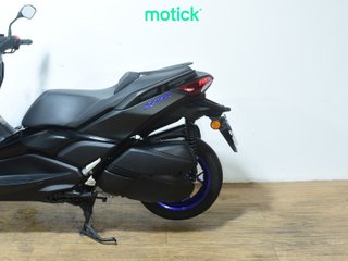 YAMAHA XMAX 300