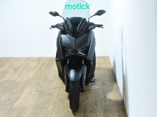 YAMAHA XMAX 300