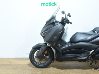 YAMAHA XMAX 125