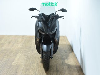 YAMAHA XMAX 125