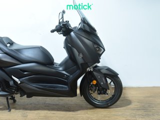 YAMAHA XMAX 125