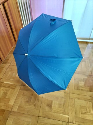 Sombrilla para hamaca o silla de terraza.