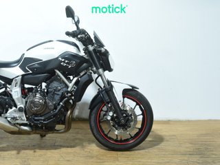YAMAHA MT-07 (A2)