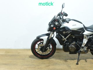 YAMAHA MT-07 (A2)