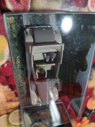 2 Coches James Bond 1/43